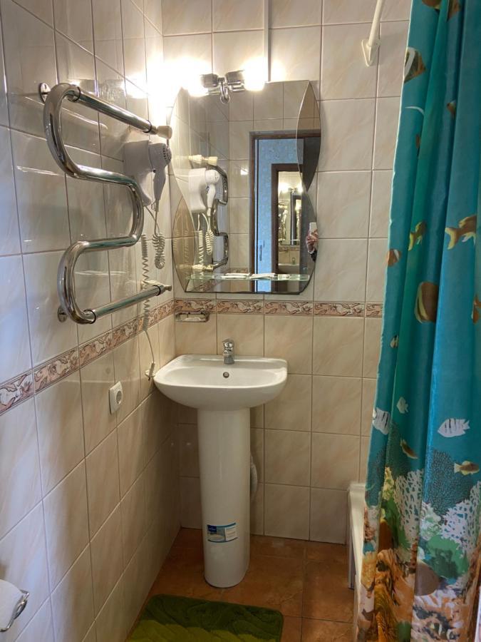Золотий Лев Hotell Zvenyhorodka Eksteriør bilde