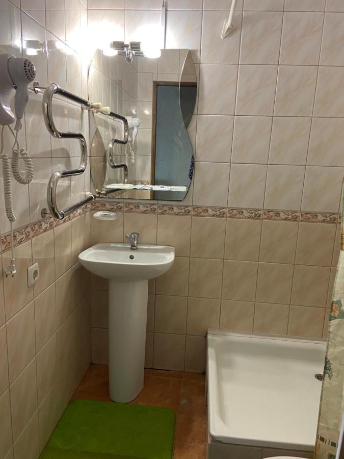 Золотий Лев Hotell Zvenyhorodka Eksteriør bilde