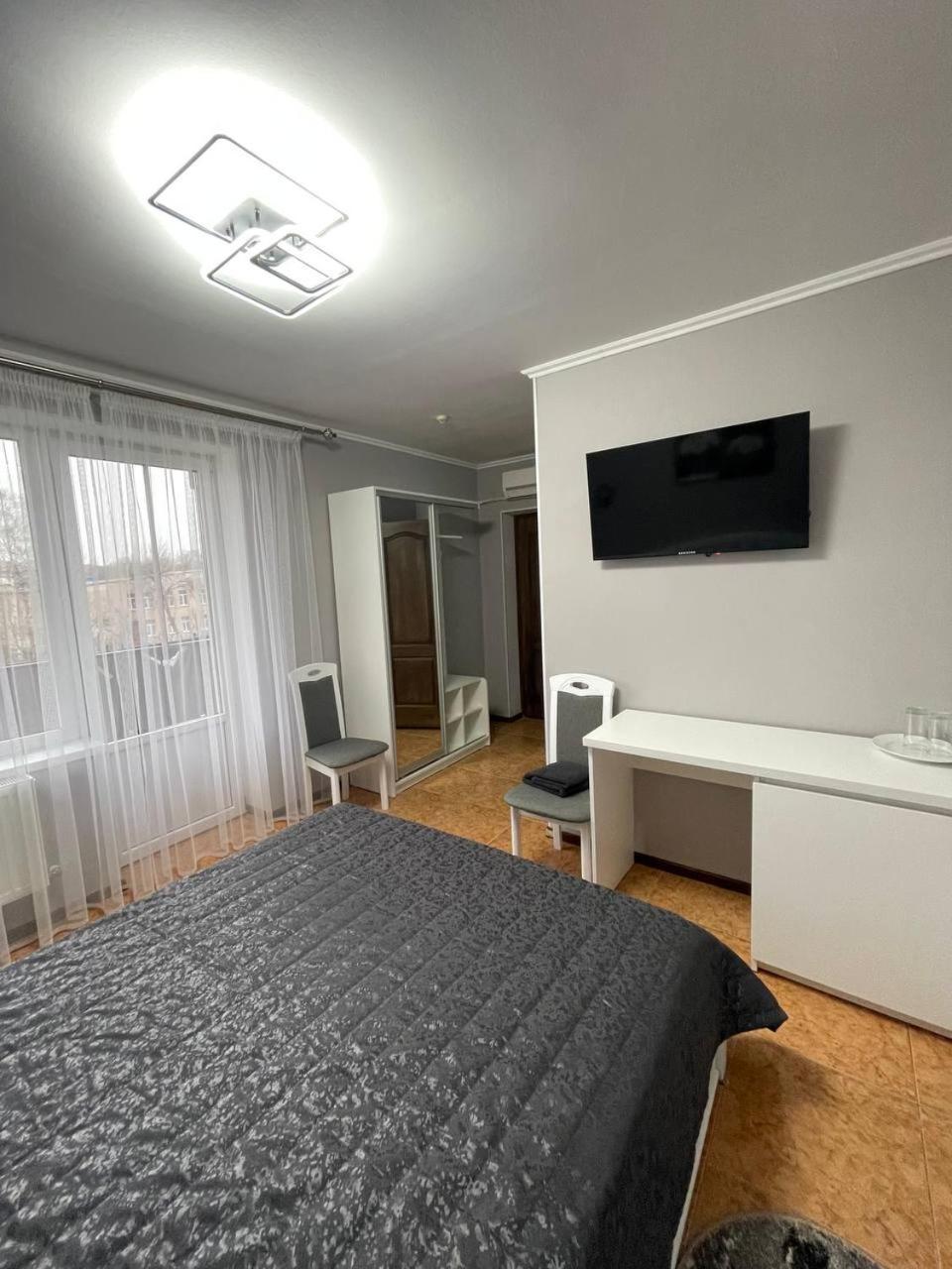 Золотий Лев Hotell Zvenyhorodka Eksteriør bilde